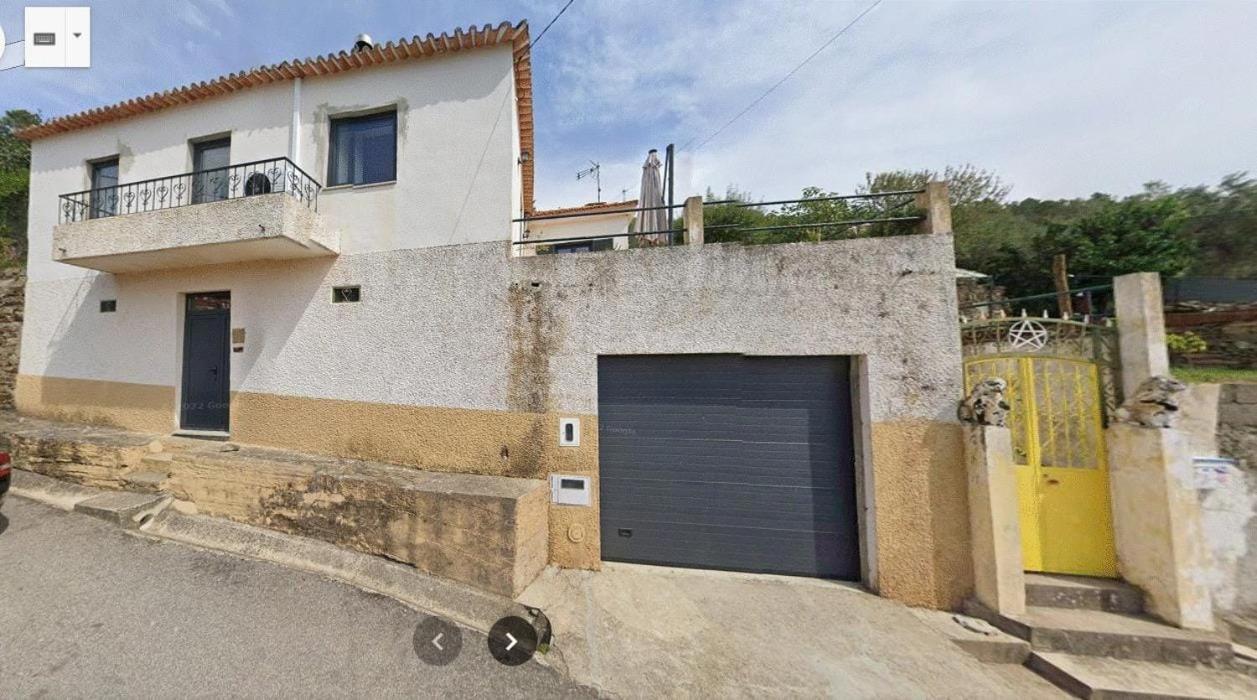 Casa Dos Bardos Holiday home Alvacoes do Corgo